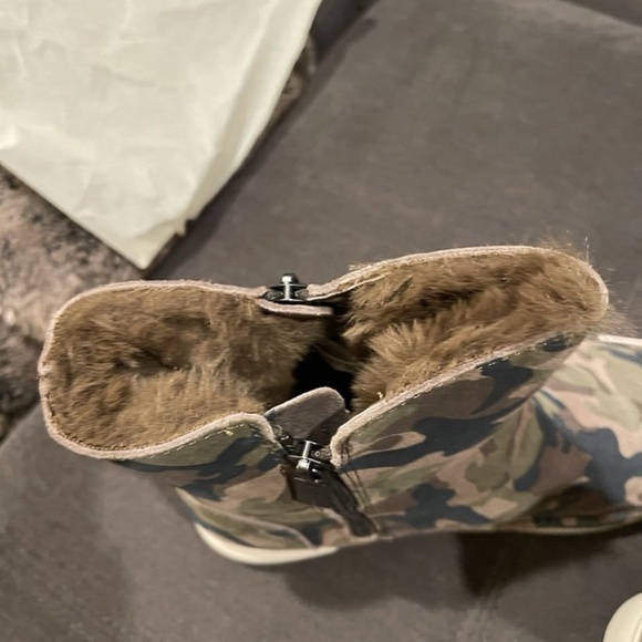 JD Slides Green Camo Suede Victory Boots Faux Fur Size 8.5 Booties - Picture 14 of 16